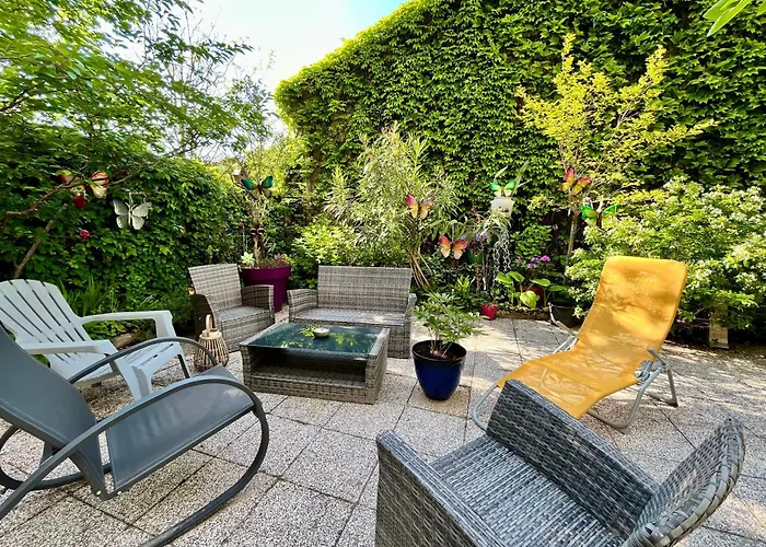 Le Mini Nid, Acces Terrasse De L\'Etablissement